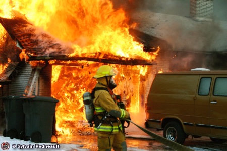 Explosion d'une maison