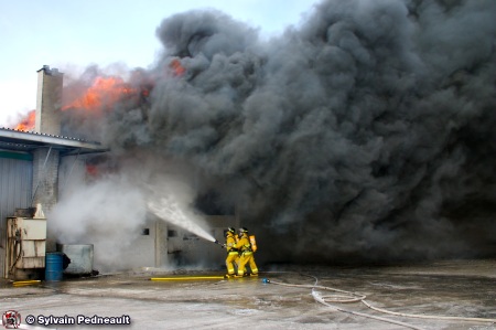 Incendie de garage à St-Dominique