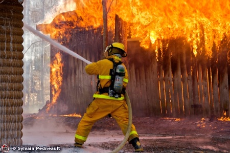 2ième alarme pour un feu de garage