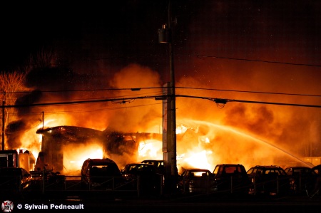 Feu de commerce à Saint-Hyacinthe