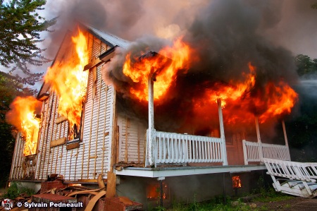 Mise à feu à St-Hugues